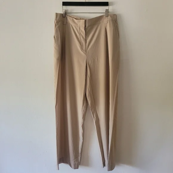 Tilley NWT Tech Slk Womens Wide Leg Tan Pants Size XL Lightweight Wicking - Picture 3 of 11